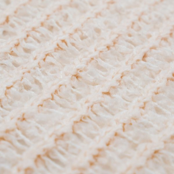 Soft Pink Nonwoven Yarn | YN2024053