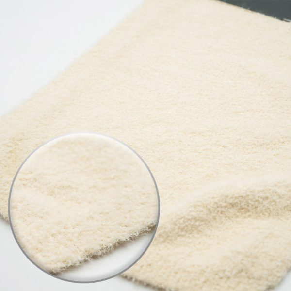 Cream Feather Yarn | YN2021094 - Image 2