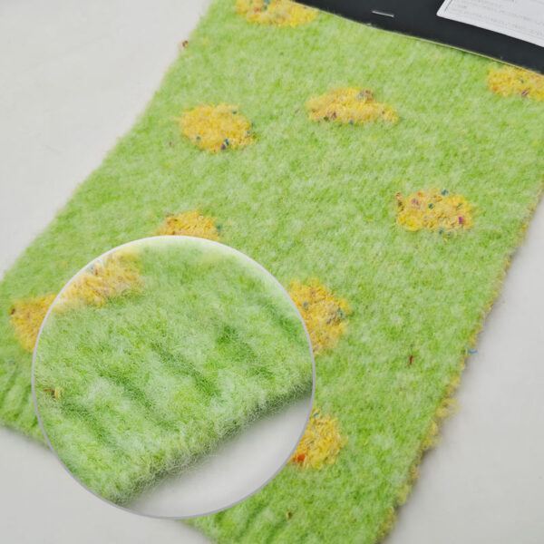 Green Brushed Yarn | YN2025046 - Image 2