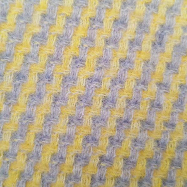 Yellow-purple Sanded Yarn | YN2025049